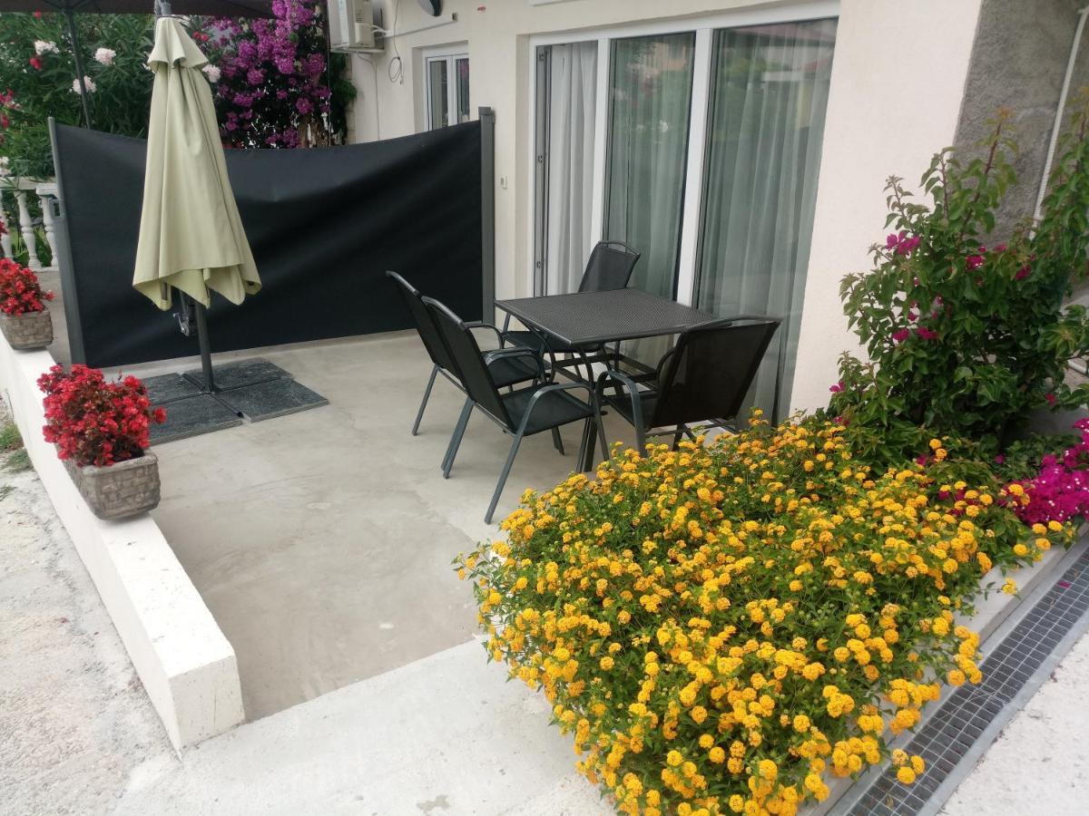 Apartmani Kujundzic Duće Extérieur photo