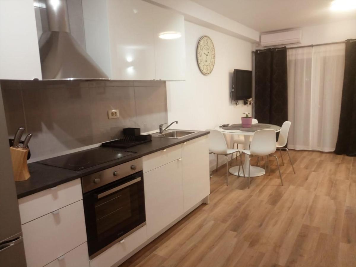 Apartmani Kujundzic Duće Extérieur photo